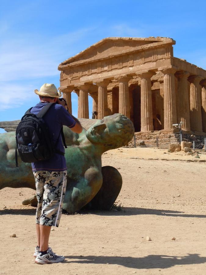 Attico D'Arte Sulla Valle Dei Templi أغريجنتو المظهر الخارجي الصورة